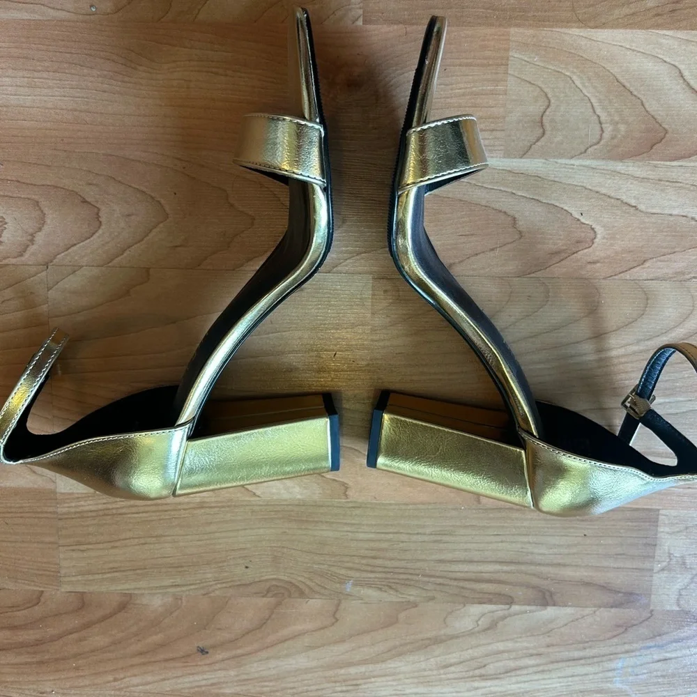 Madden Girl chic metallic